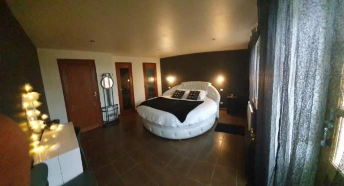 Auverg'Nature Chambre Cocon Espinasse Ngoại thất bức ảnh